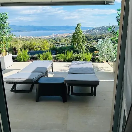 فيلة 6 Pers Vue De Nage Et Jacuzzi أجاكسيو
